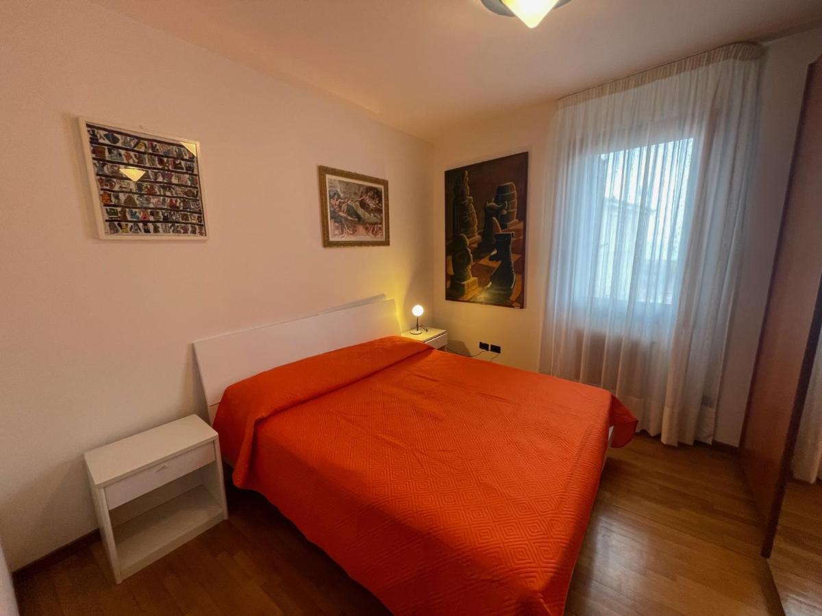 Apartamento Trilocale Vista Mare Con 2 Bagni Nel Centro Storico - Agenzia Cocal